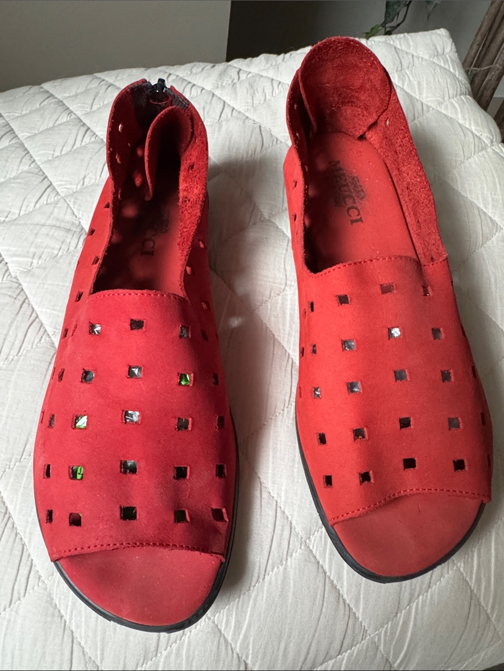 Sesto Meucci Red Evonne zip up back with open toe